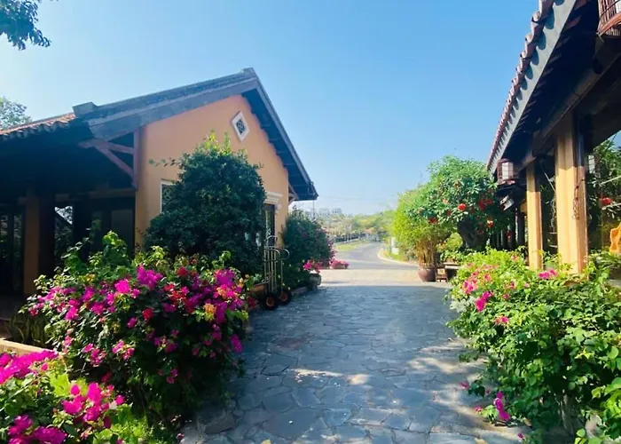 Poshanu Boutique Khu nghỉ mát 4*